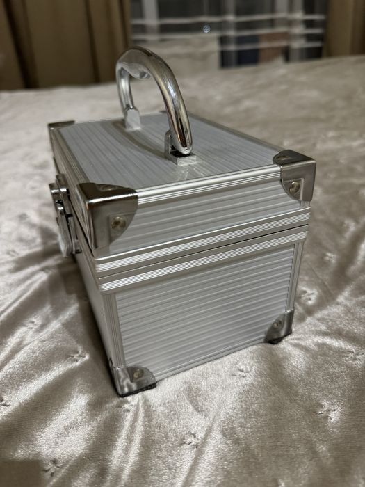 Бьюти кейс шкатулка(металлическая) для косметики Лэтуаль