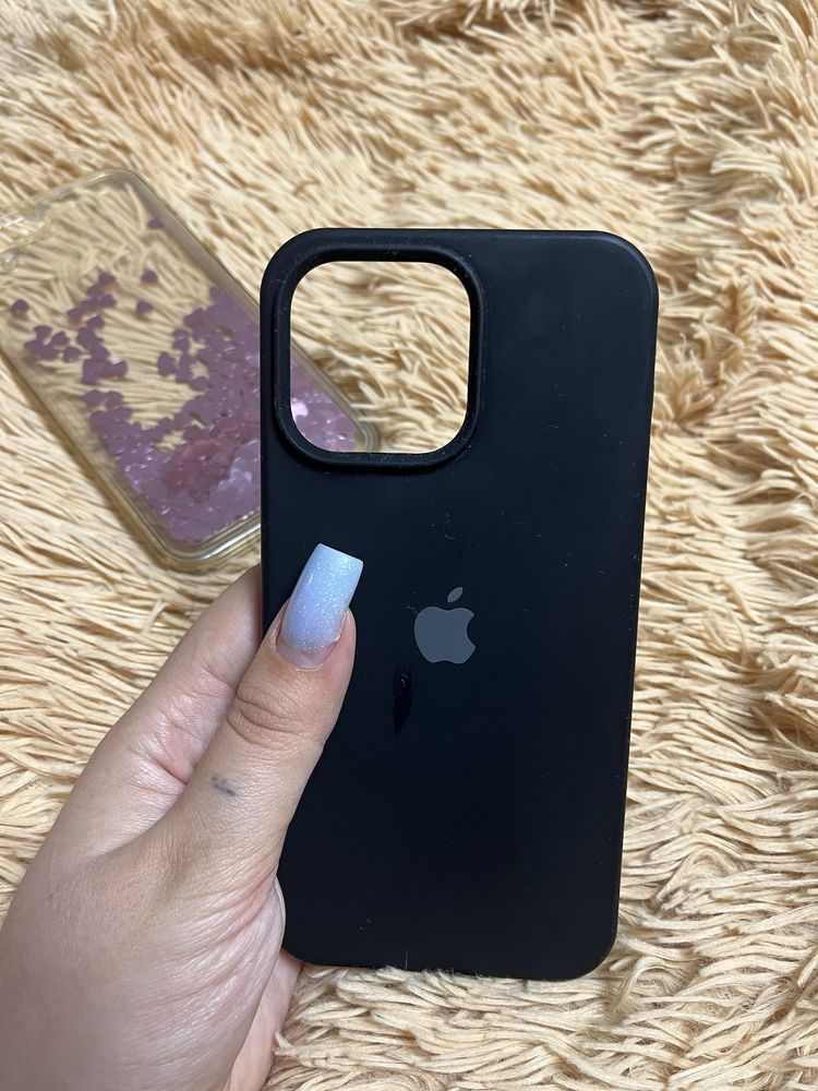 Продам чехлы на iphone 8+/14pro max