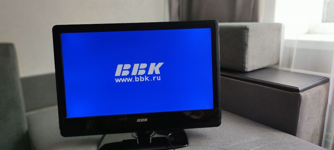 Телевізор BBK в робочому стані