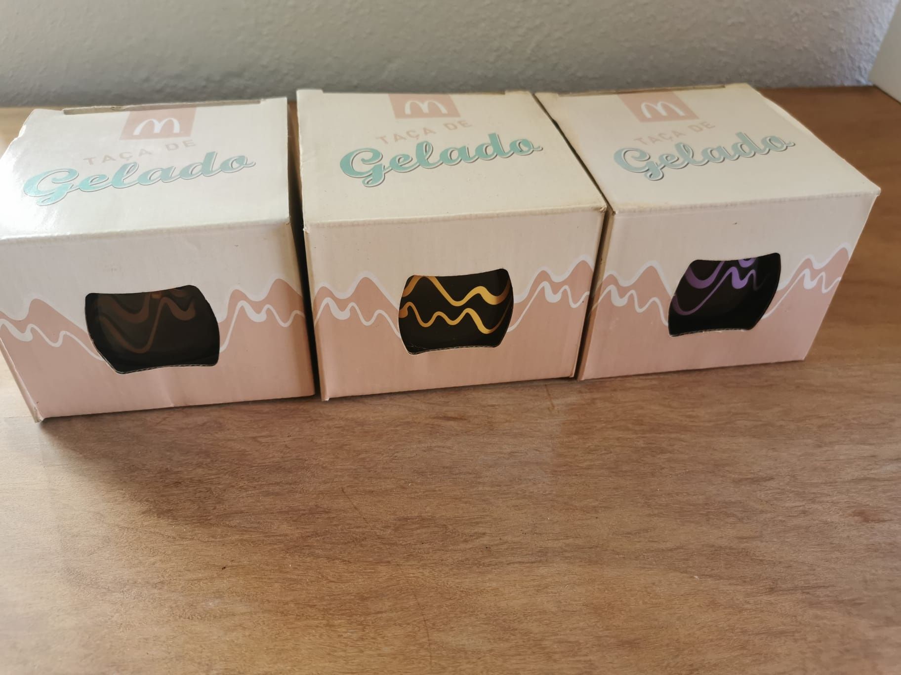 Três Taças de gelado