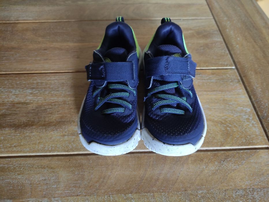 Buty sportowe dziecięce Deichmann, r.28, bdb