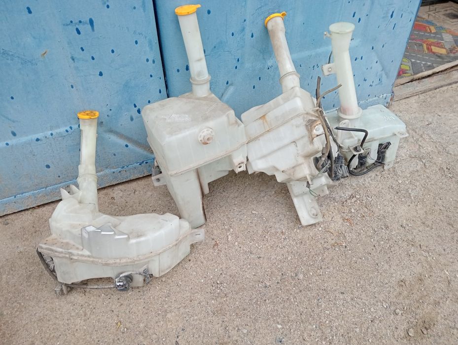 Бачок омывателя Mazda 6 GG Mazda MPV Мазда 3 ВК седан хечбек