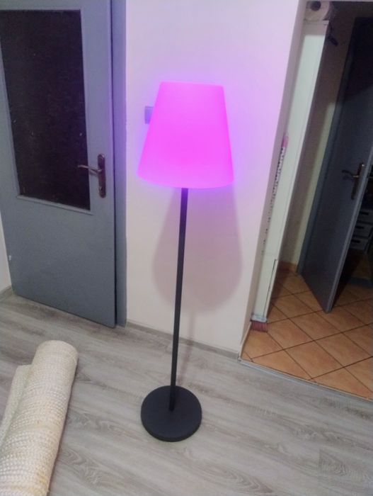 Lampa tarasowa LED