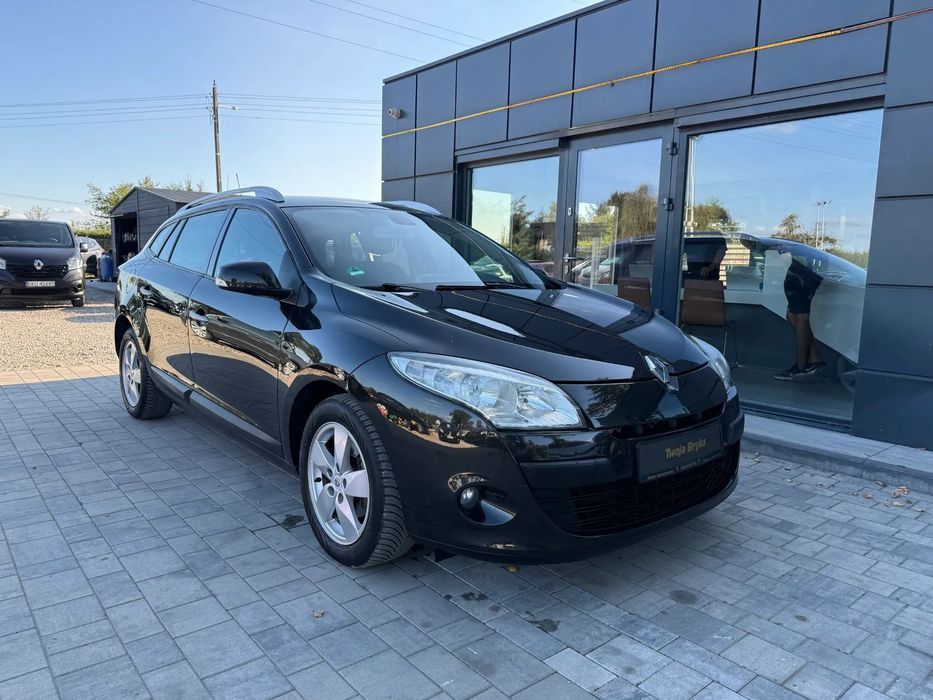 Renault Megane 1.6 Benzyna Nawigacja Alufelgi Elektryczne Szyby Kredyt Gwarancja