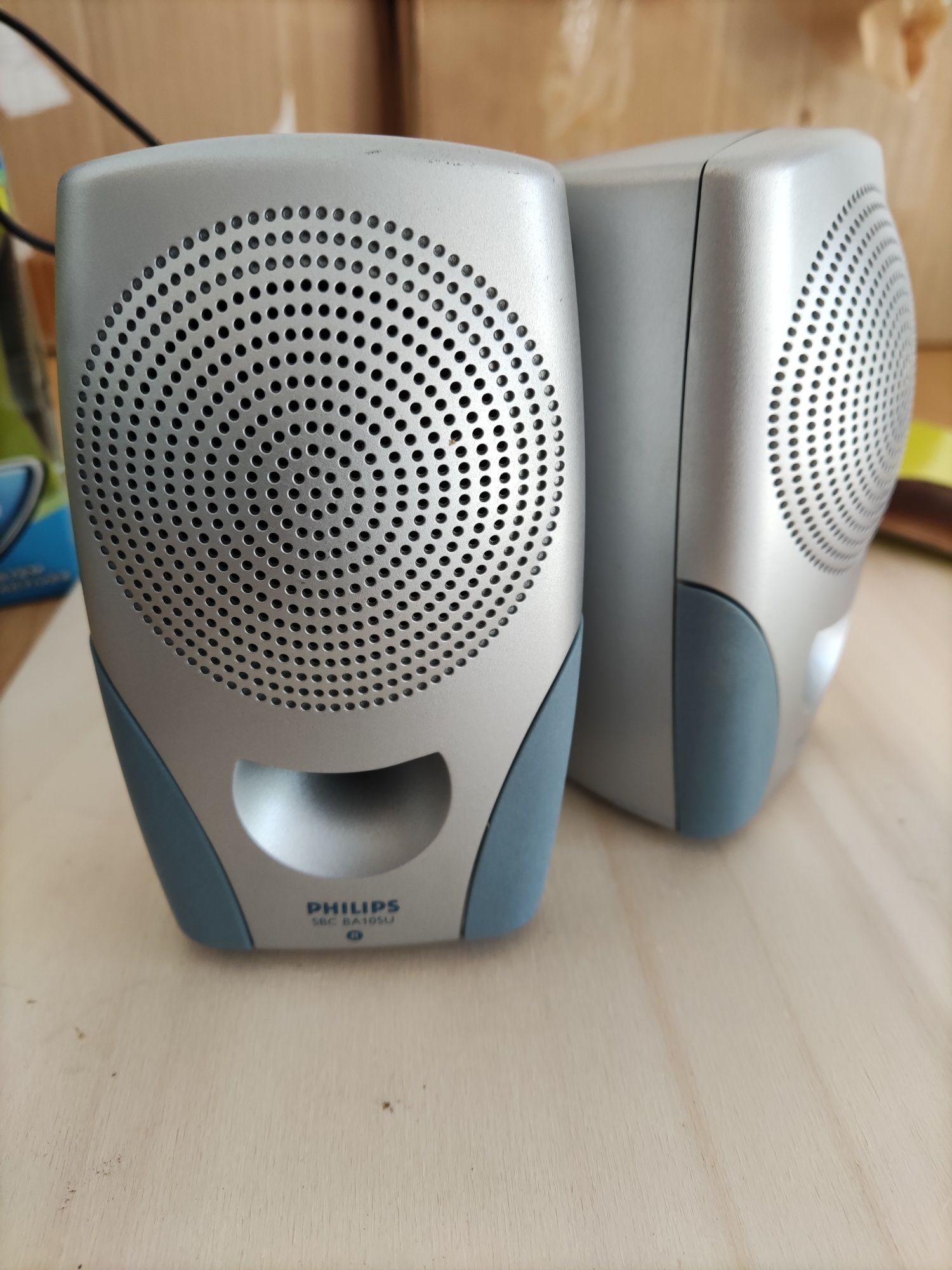 Colunas áudio Philips active speakers