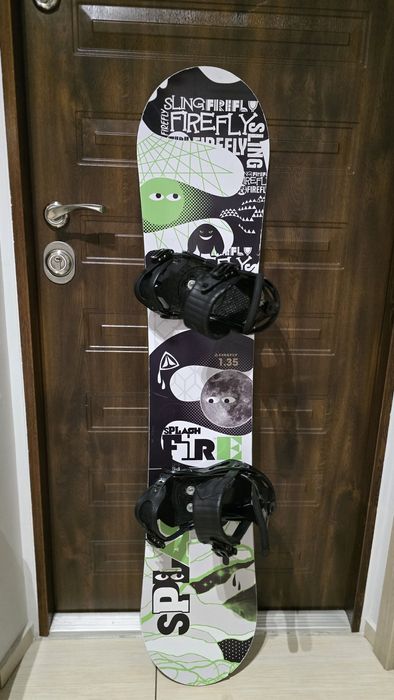 Deska Snowboardowa Firefly 135 wiązania Burton

Deska Snowboardowa F