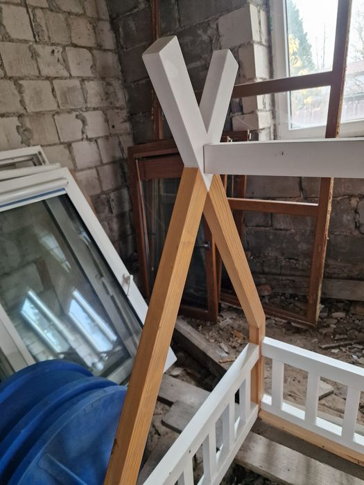 Łóżeczko dla dziecka drewniane