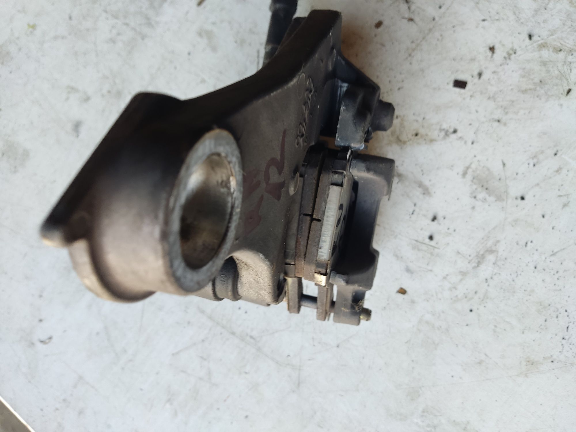 Yamaha r1 rn12 zacisk pompa przewód