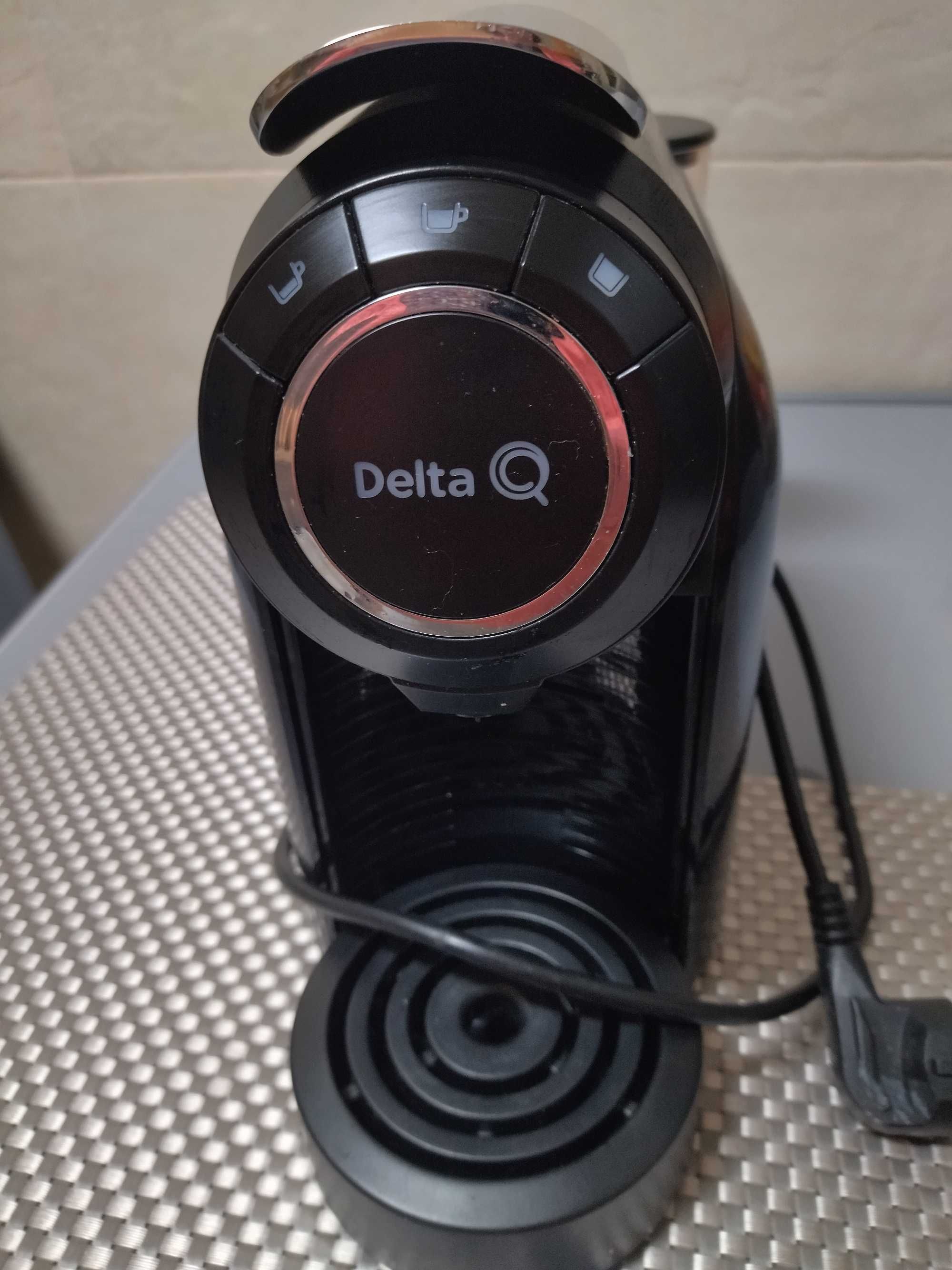 Máquina café deltaQ