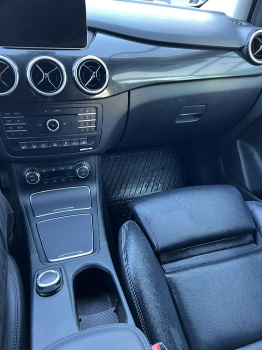 МерседесБенс В250 е