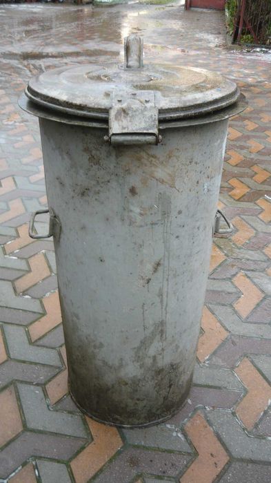 Kosz pojemnik metalowy na śmieci odpady popiół ocynk 110 120 l.