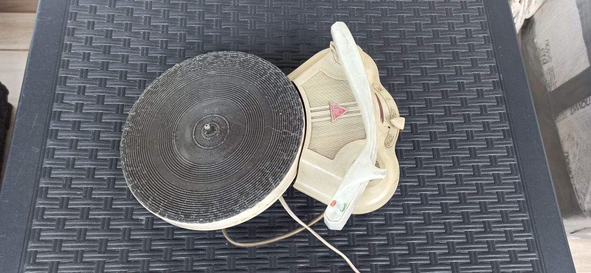 Gramofon menuet, bambino itp