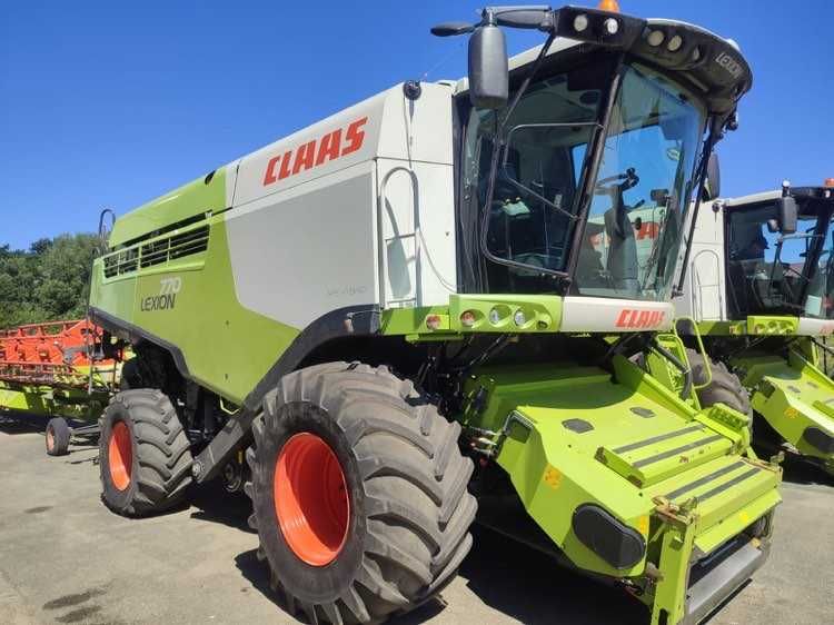 Kombajn zbożowy Claas Lexion 770