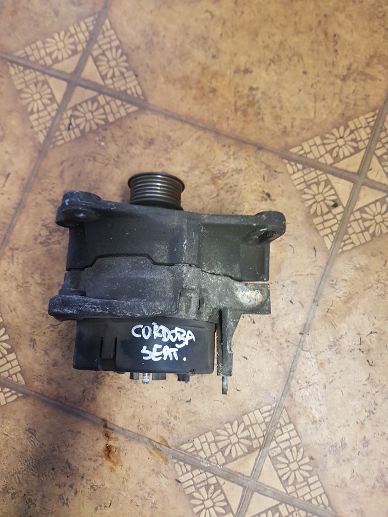 Alternator Seat Cordoba 1.4  02880  3025G