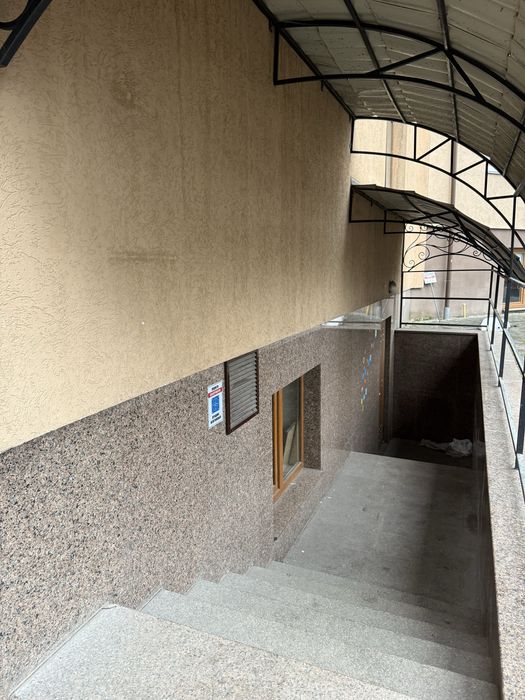 Оренда приміщення вільного призначення!