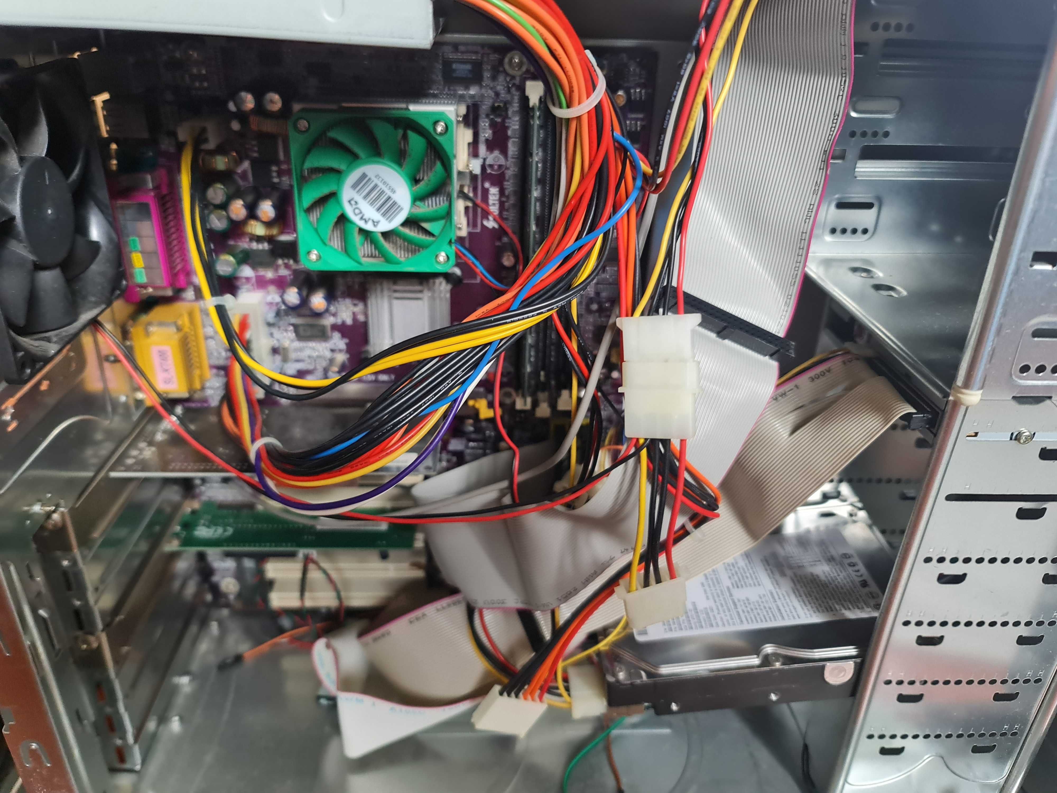 Pc torre computador a funcionar ou ideal para uso da placa grafica