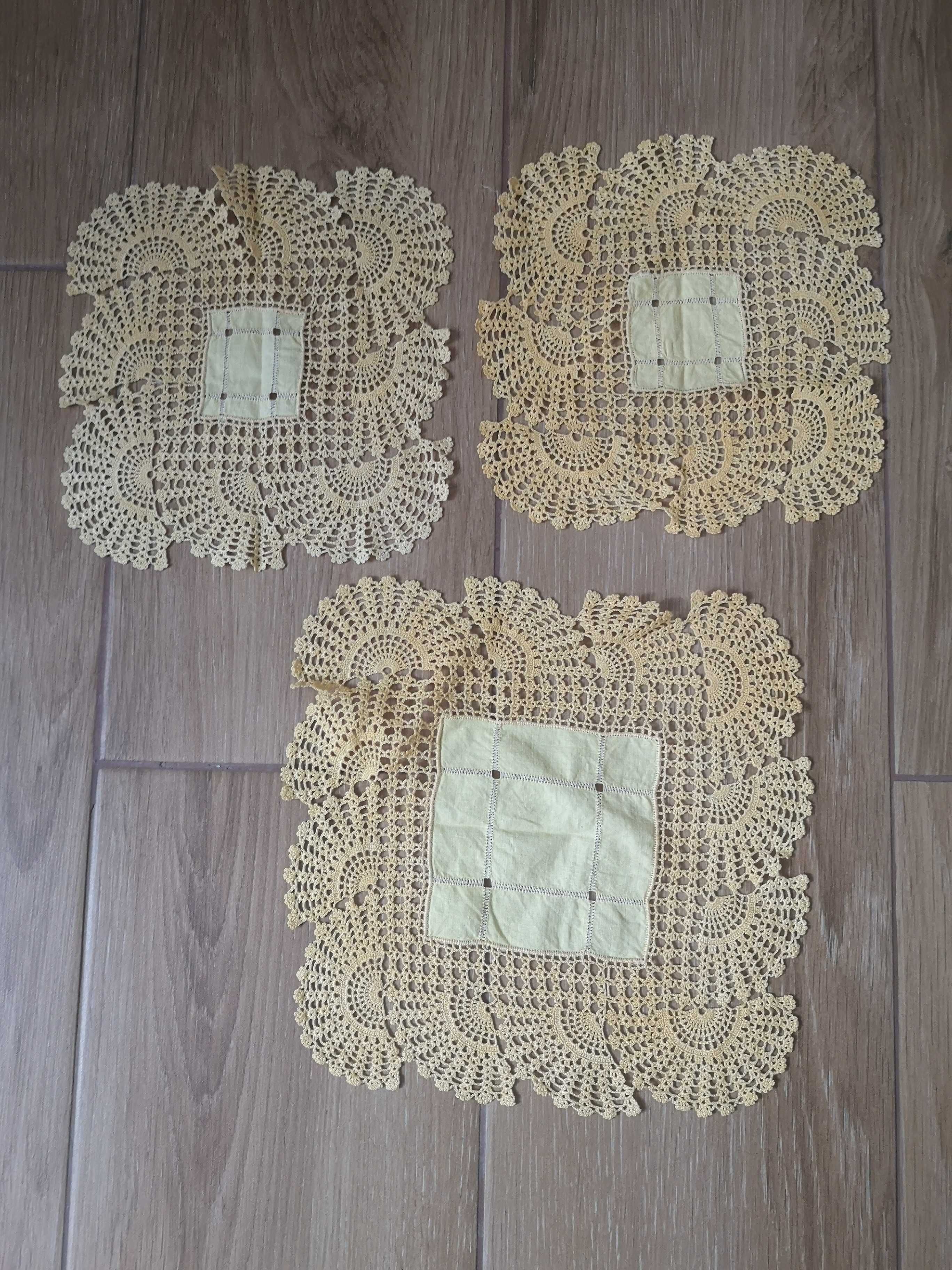 3 conjuntos de naperons de quarto
