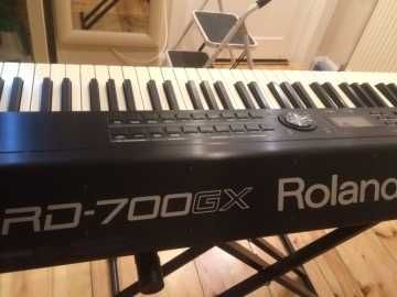 Roland RD -700GX