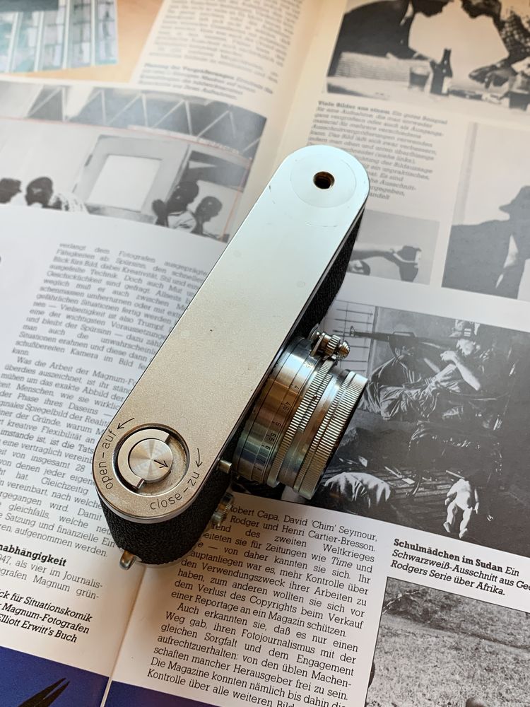 Leica IIIc з обʼєктивом Summitar 50mm f/2 чудовий стан
