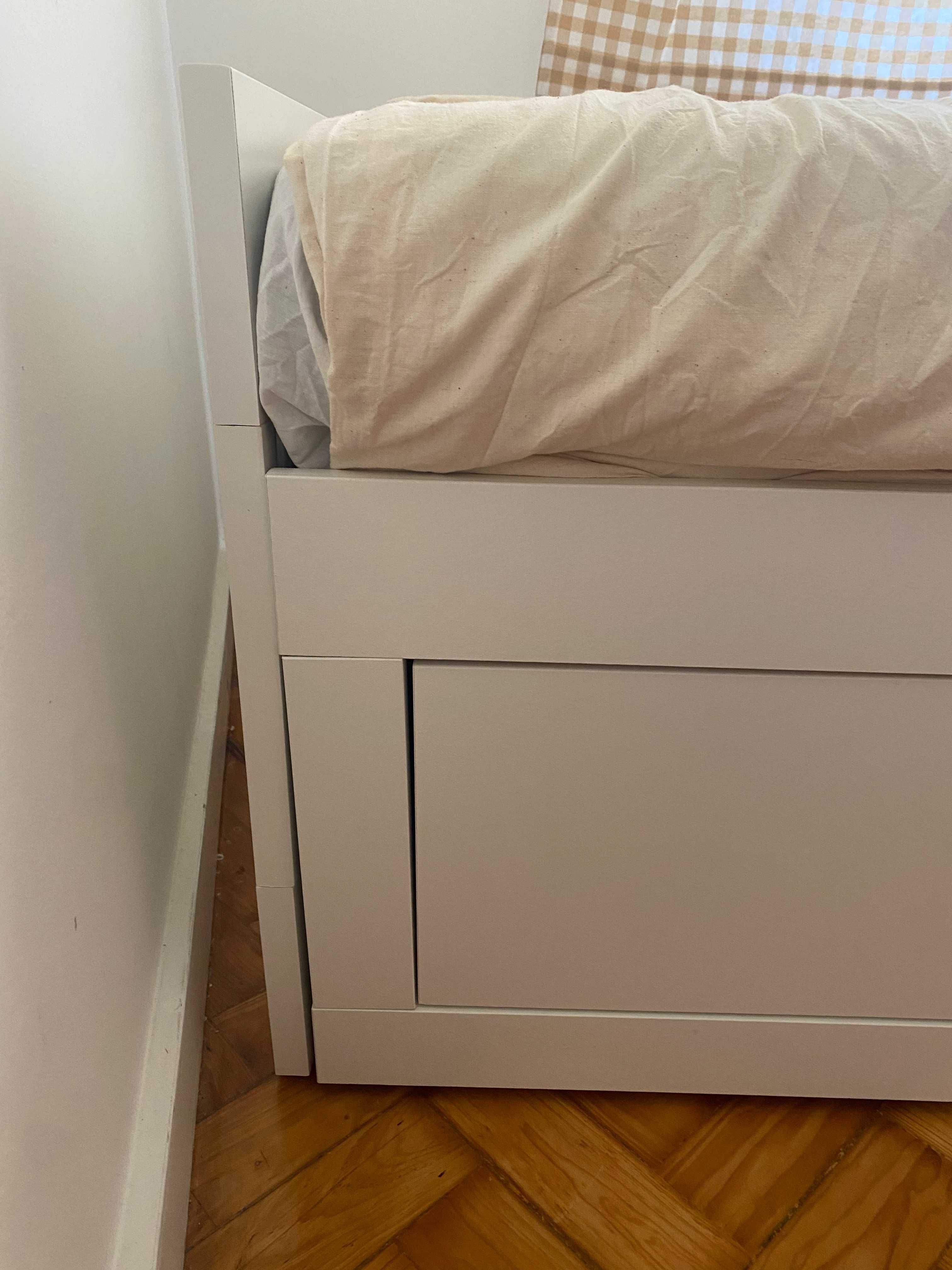 Cama BRIMNES (sofá cama)
