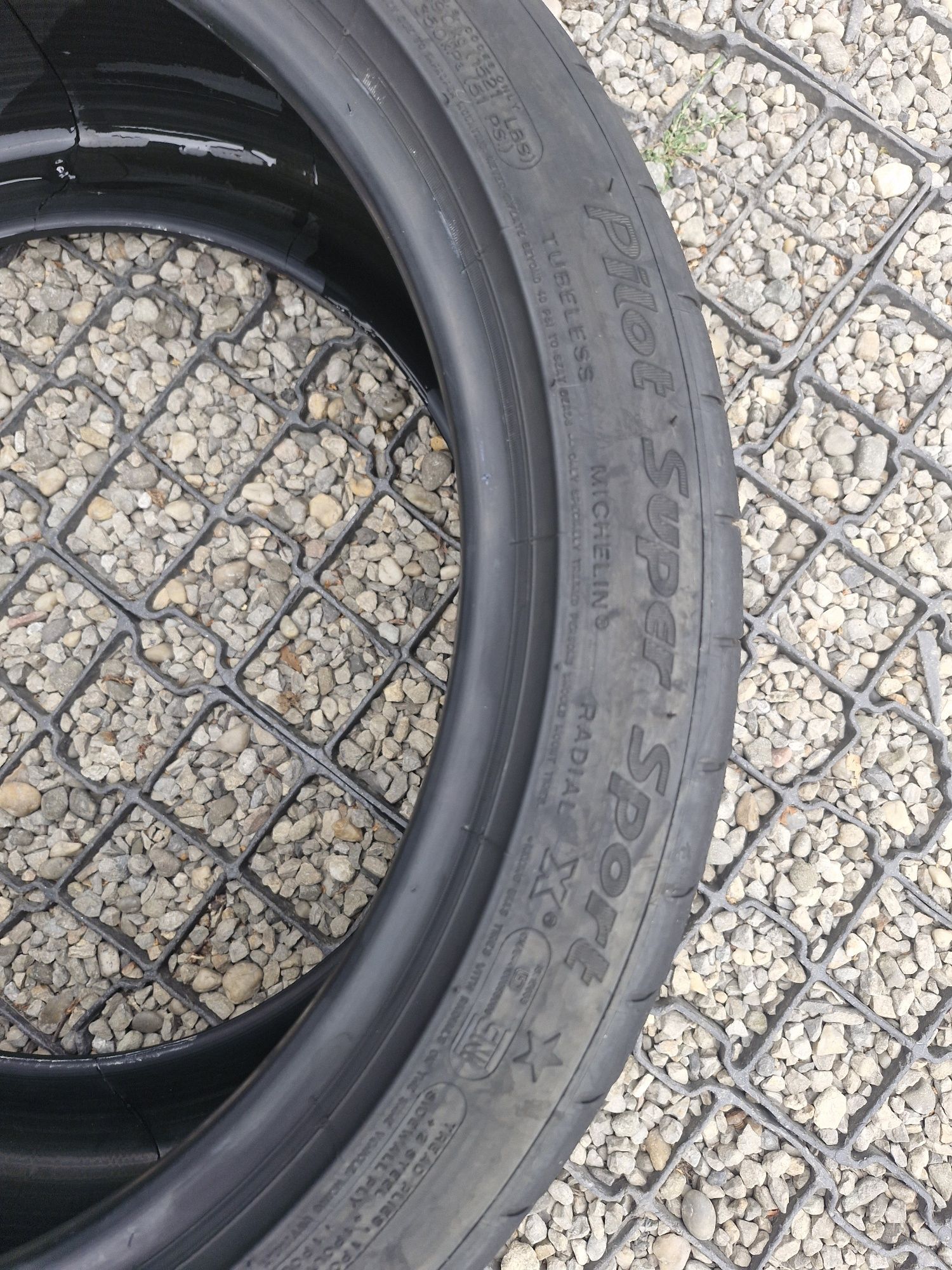 Para Opony letnie Michelin 255/40 18R Pilot Super Sport 2022rok