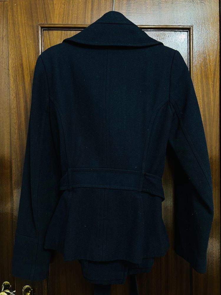 Casaco muito quentinho da marca Zara