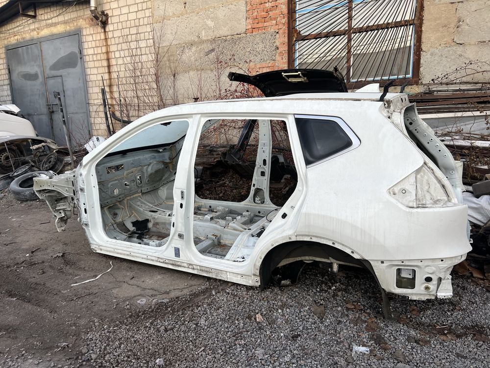 Кузов , Четверть , ланжерон Nissan Rogue 14-20