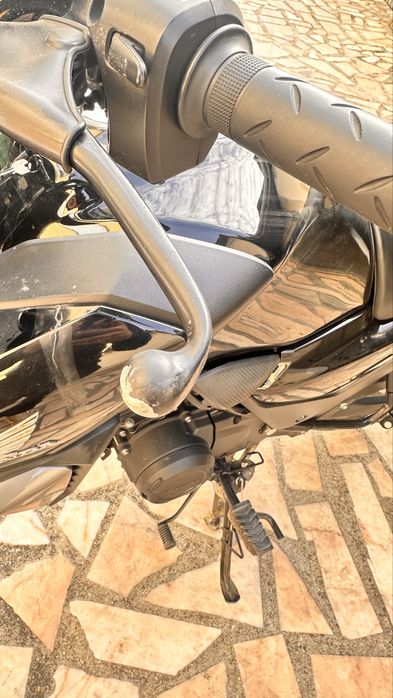 Honda CBF 125cc ano 2023 com menos de 10.000 km