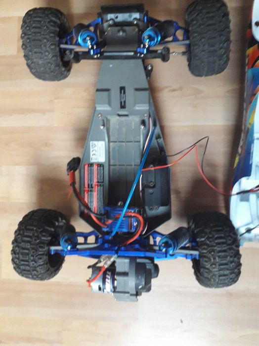 Model rc traxxas rustler 2wd tuning