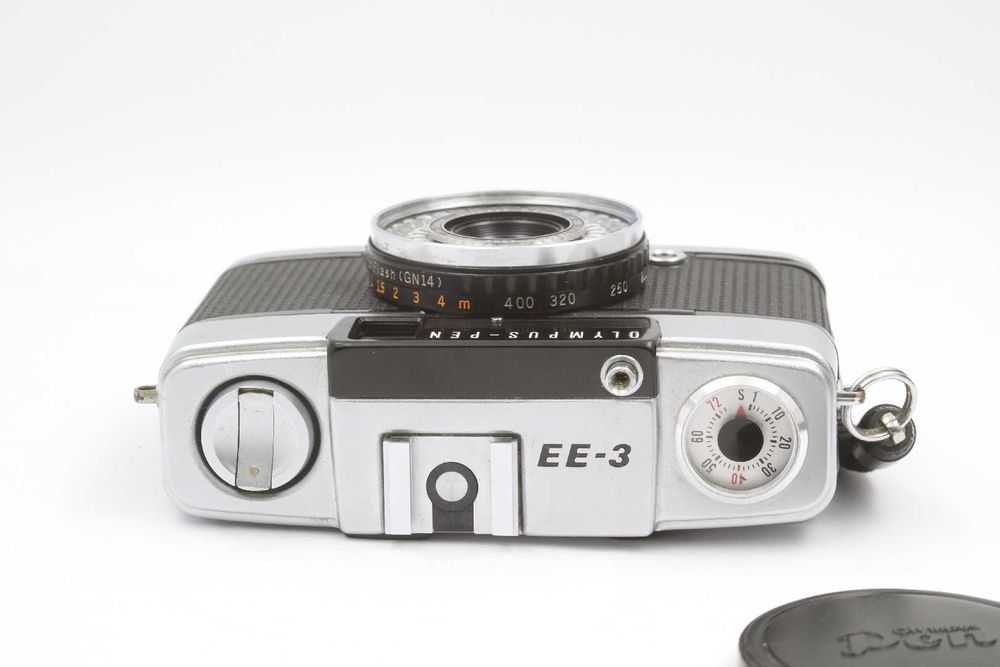 Olympus PEN EE-3 Zuiko 28mm f3.5
