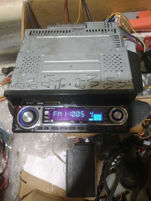 Автомагнитола    4по50вт