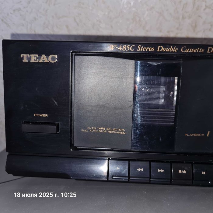Двухкассетная дека Teac W-485C