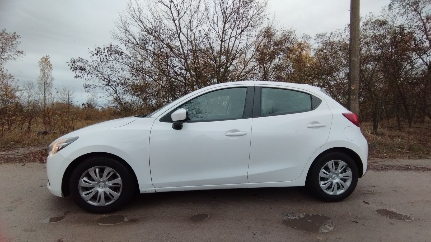 Мазда 2, 2015 года в Киеве. Mazda 2 1.5 бензин.