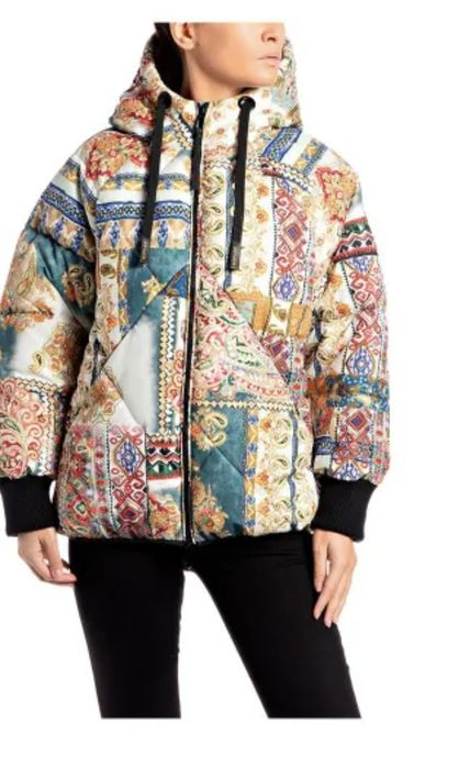 Жіноча куртка з візерунком Replay S-L W7725 .000.73736