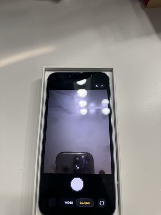 Iphone 14 93% kondycji bateri