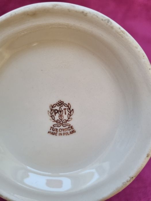 Dzbanek porcelana tułowice