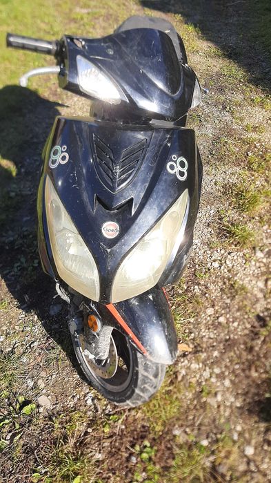 Китайський скутер 80сс