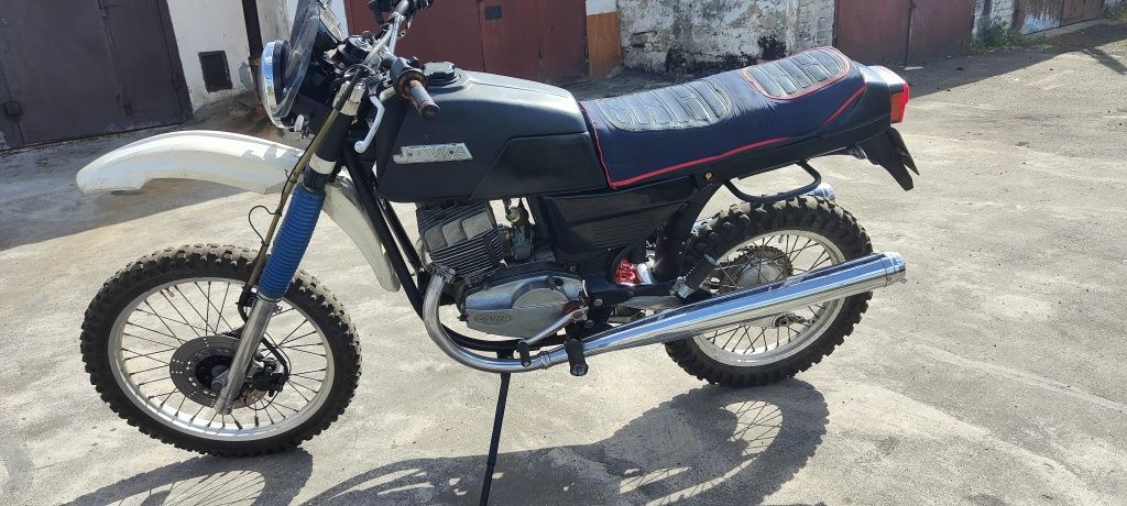 Ява 350 castom enduro