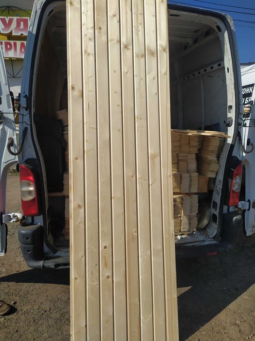 Безшовна дерев'яна вагонка.