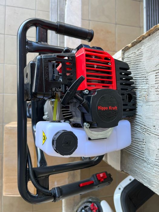 Promoção: Perfurador de solo 52cc com broca de 100mm