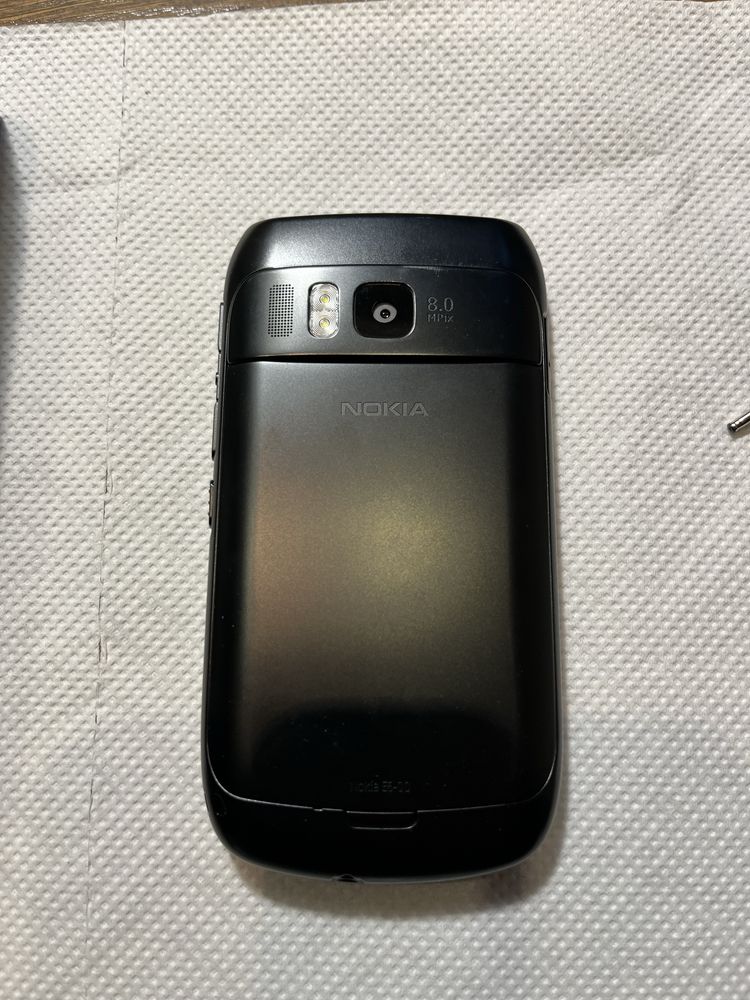 Nokia E6, stan fabryczny, nie używany