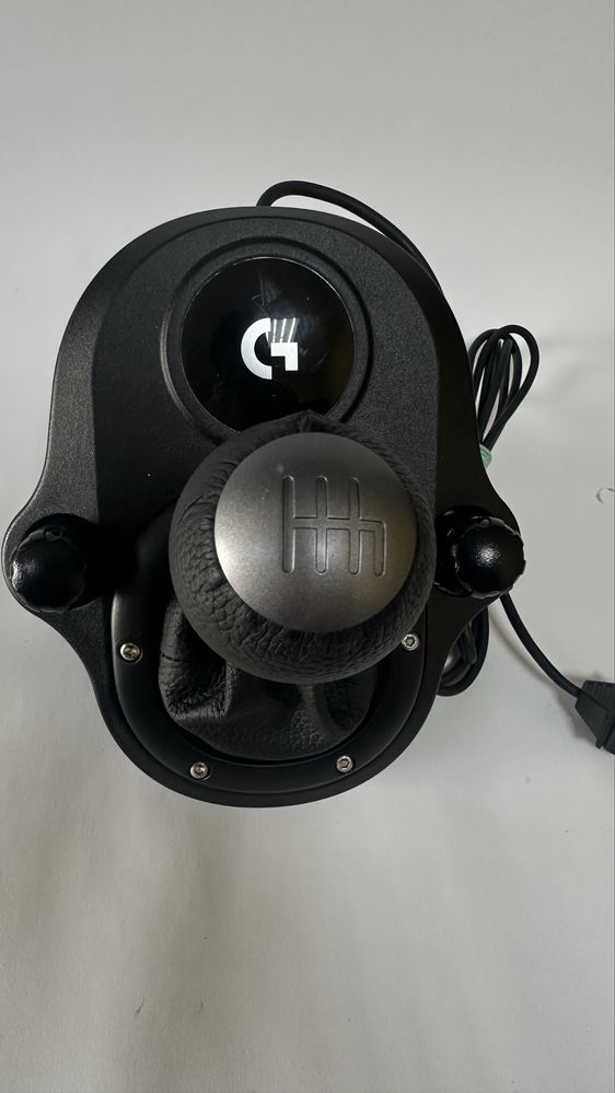 Дротове кермо Logitech G29 Driving Force