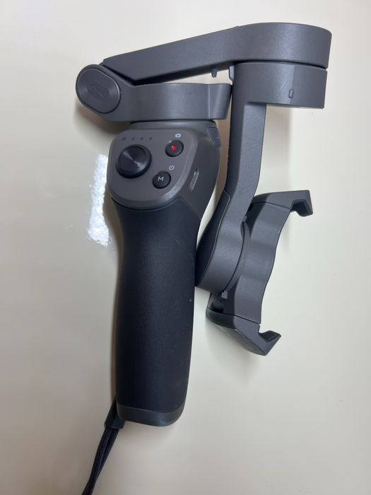 DJI Osmo Mobile 3