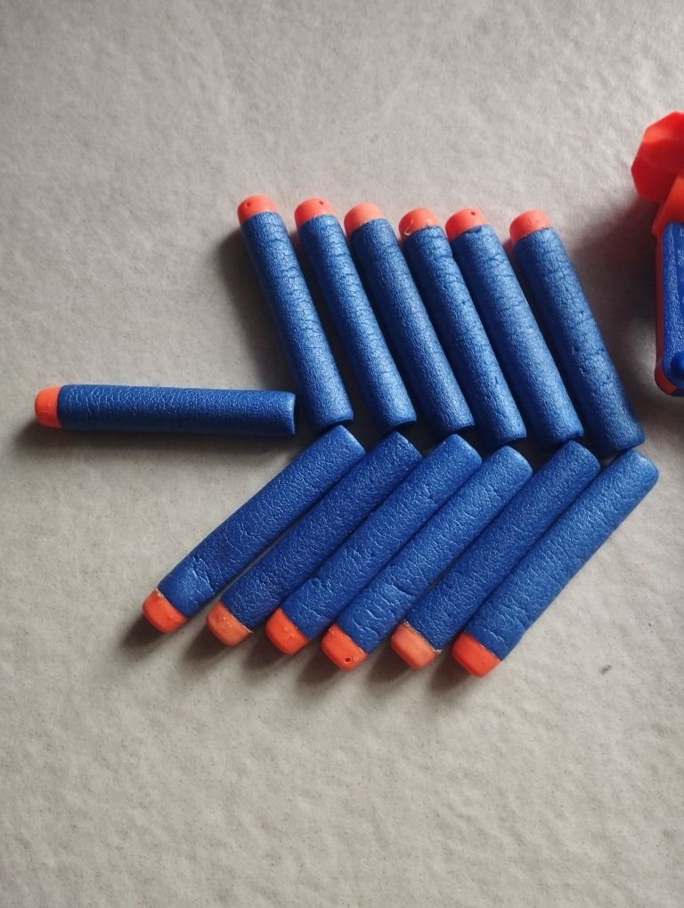 Nerf  Elite n-strike