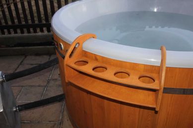 Półka / minibarek / półeczka na napoje do balii /ruskiej bani hot tube