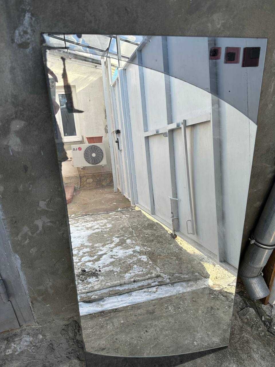Продам зеркала разных размеров