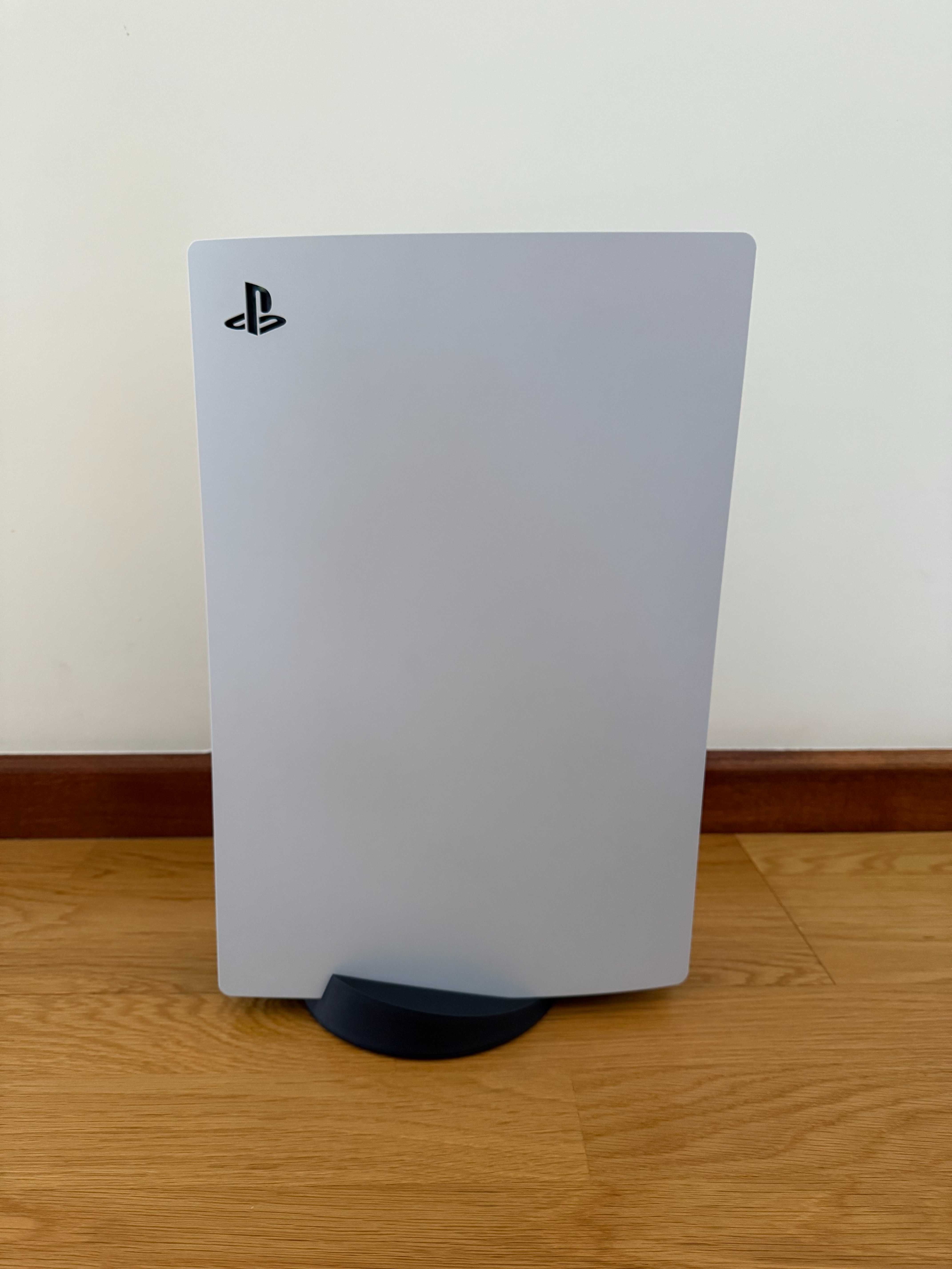 PS5 Standard 825GB (com caixa original)