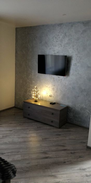 1-кім.кв. Люкс класу. Подобова оренда.
