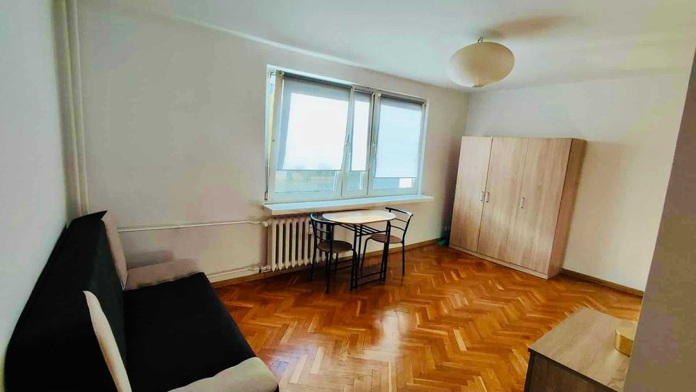 Przestronna kawalerka do wynajęcia