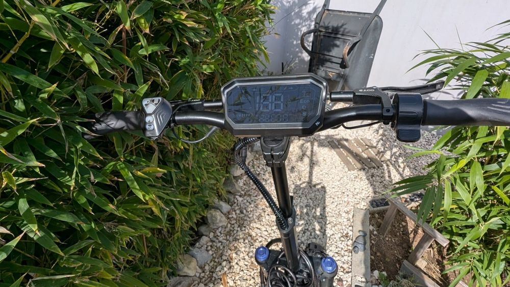 Trotinete Duotts OOTD D88 Bom Estado